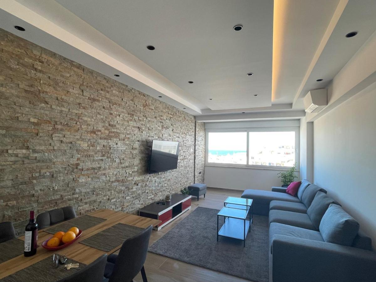 Apartment With A City And Ocean View ラゴス エクステリア 写真